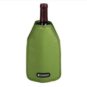 NWT!! Le Creuset Wine Cooler Sleeve in Green